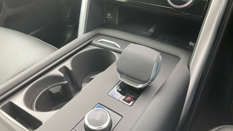 Land Rover Discovery 3.0 D350 Dynamic SE 5dr Auto Diesel Station Wagon